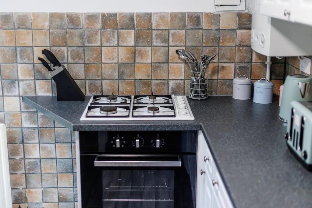 Weekly Monthly Deal-4 Beds-Large House-Driveway By Lima Apartments Ltd Bournemouth Kültér fotó